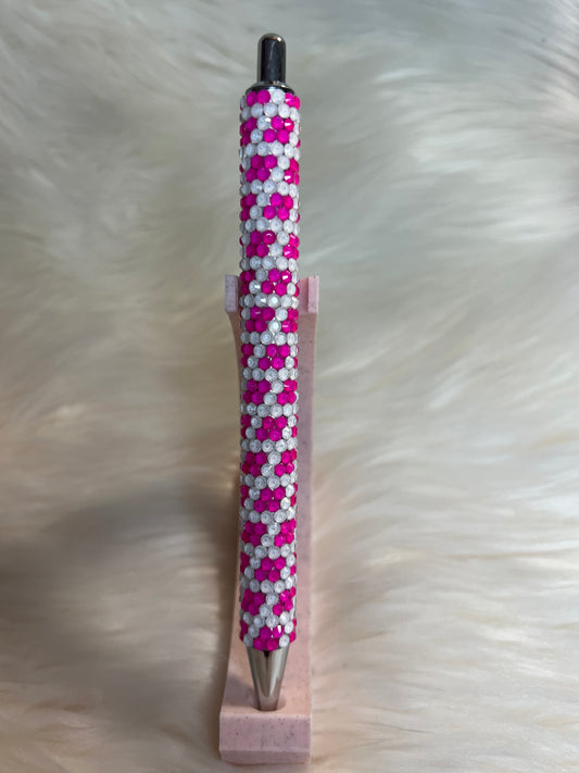 Pink and white grid gel pen